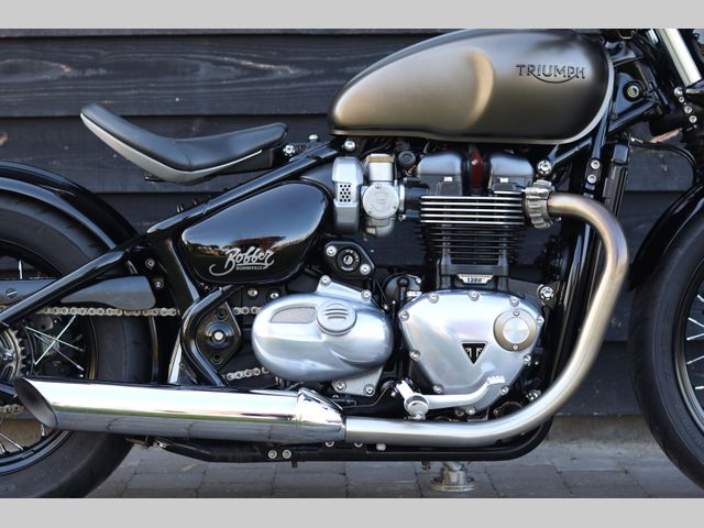 triumph - bonneville-bobber
