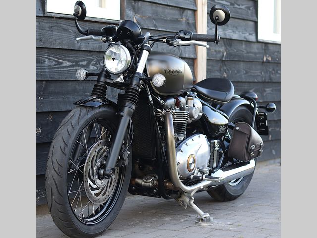 triumph - bonneville-bobber