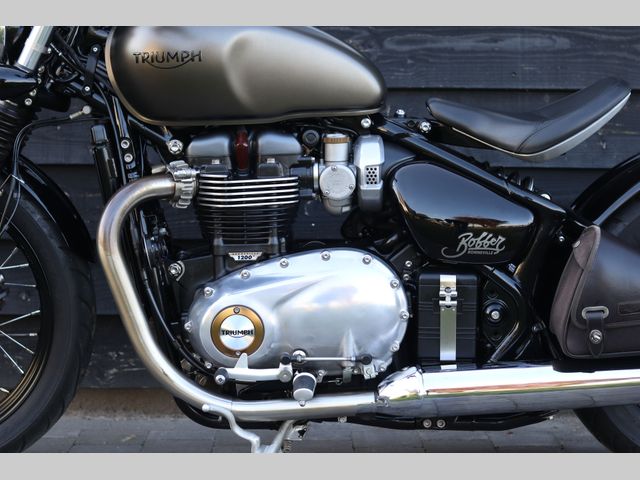 triumph - bonneville-bobber