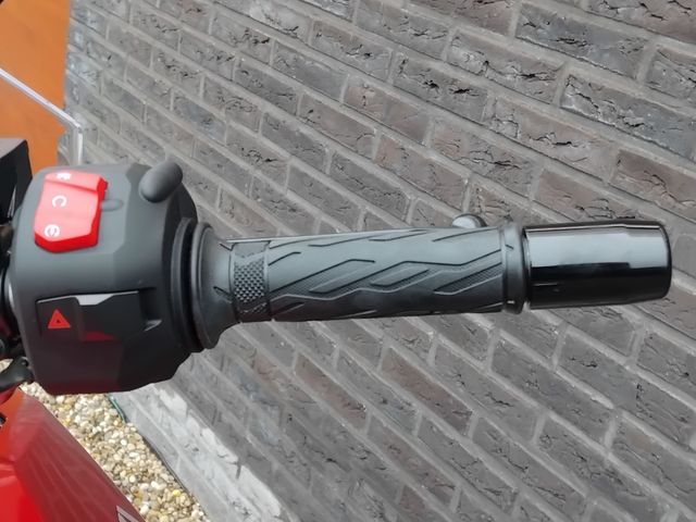 suzuki - v-strom-800