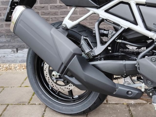 suzuki - v-strom-800