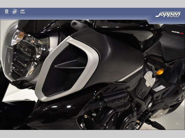 ducati - diavel-v4