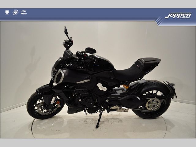 ducati - diavel-v4