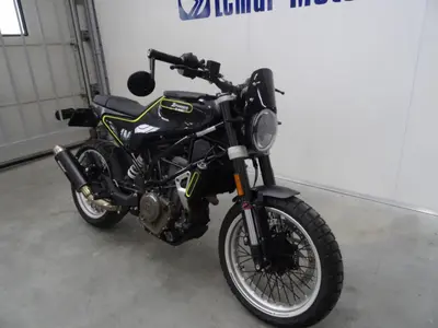 HUSQVARNA SVARTPILEN 401 – foto 2
