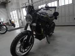 Husqvarna Svartpilen 401 2020 occasion – foto 3 van 23