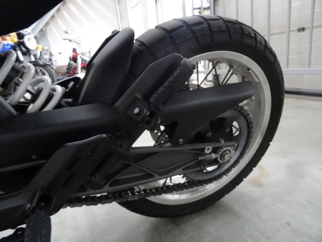 husqvarna - svartpilen-401