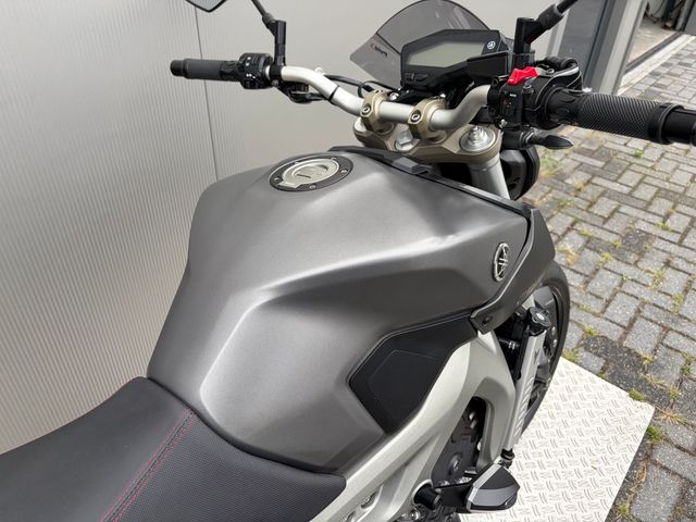 yamaha - mt-09-abs