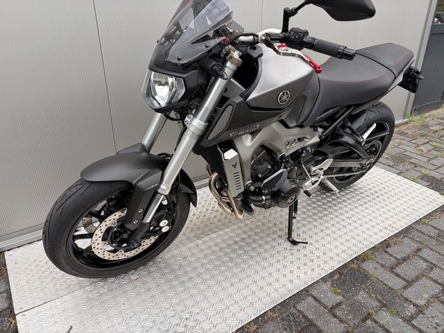 yamaha - mt-09-abs