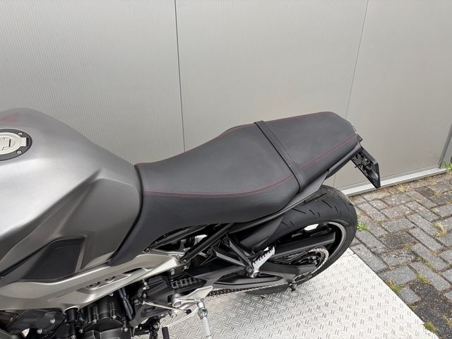 yamaha - mt-09-abs
