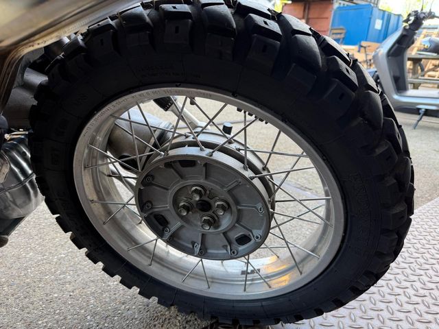 bmw - r-100-gs