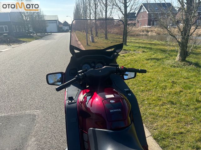 honda - st-1100-pan-european-abs-tcs
