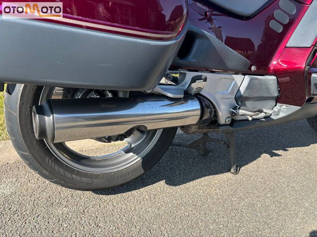 honda - st-1100-pan-european-abs-tcs