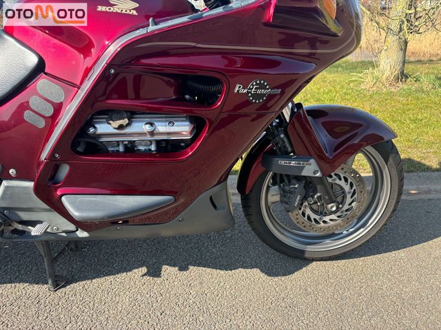 honda - st-1100-pan-european-abs-tcs