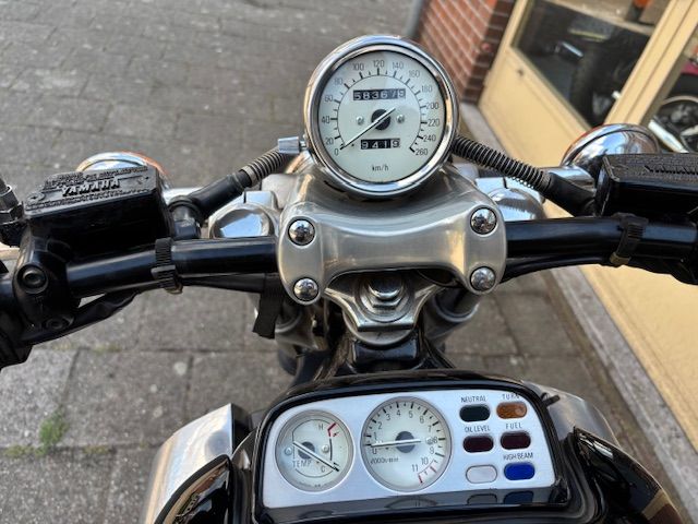 yamaha - vmx-1200-black-max