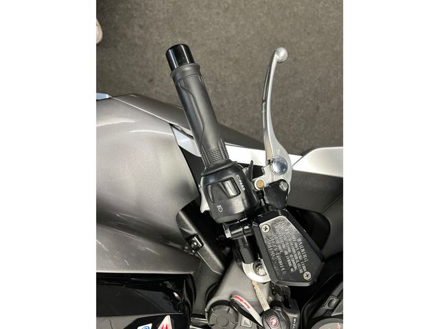 honda - vfr-1200-f