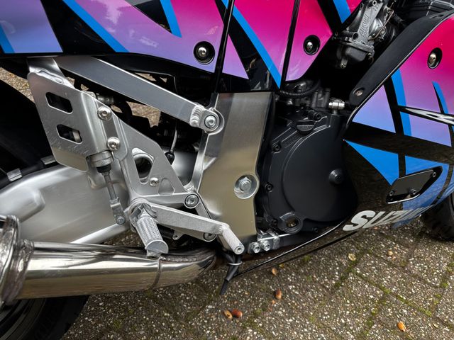 suzuki - gsx-r-750