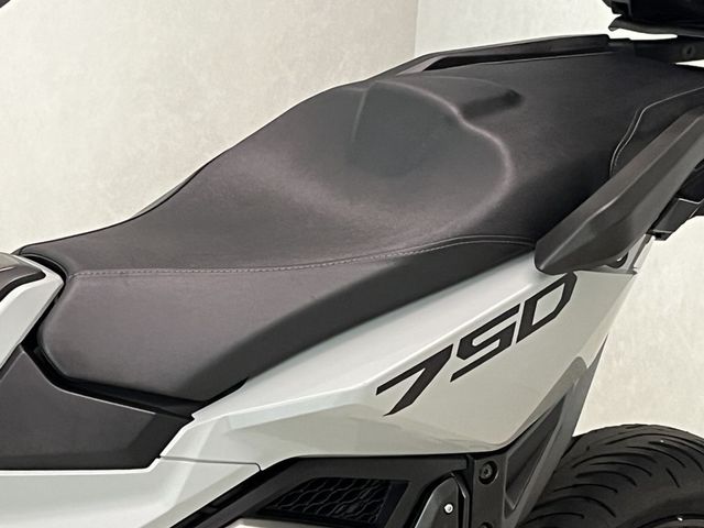 honda - x-adv