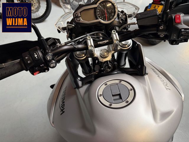 triumph - tiger-800-xrx