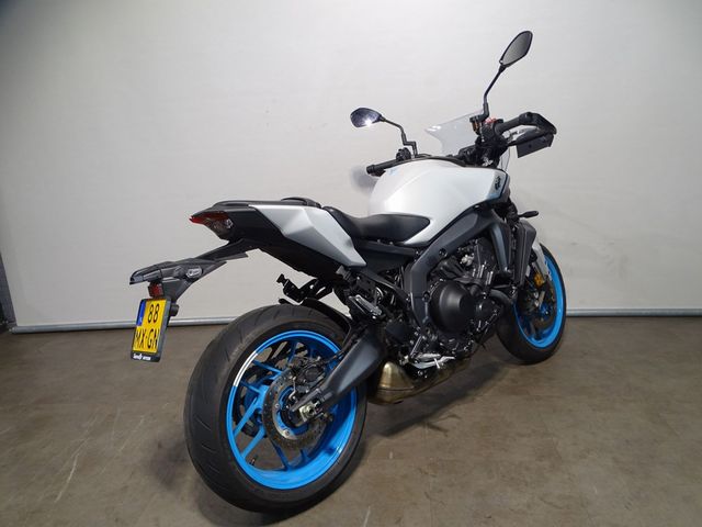 yamaha - mt-09-y-amt
