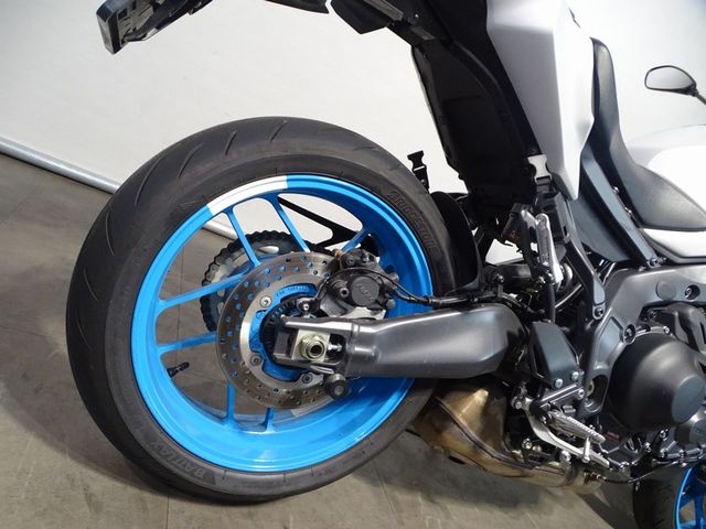 yamaha - mt-09-y-amt