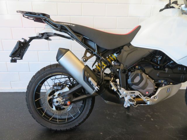 ducati - desertx