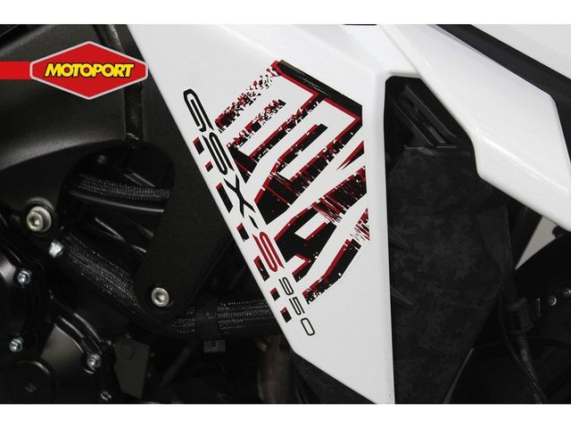 suzuki - gsx-s-950