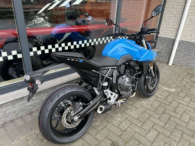 suzuki - gsx-8s