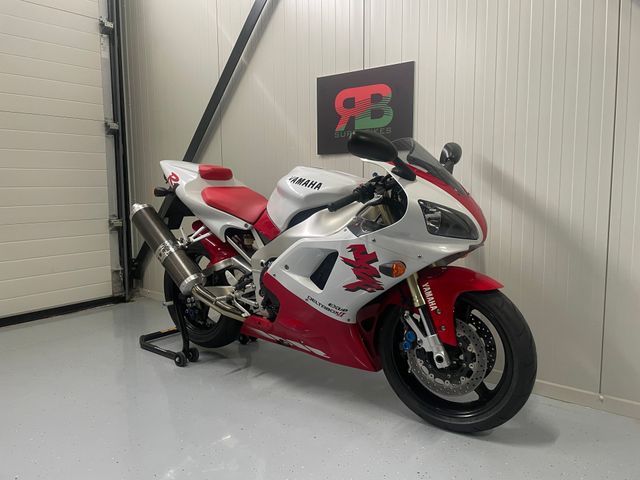 yamaha - yzf-r1