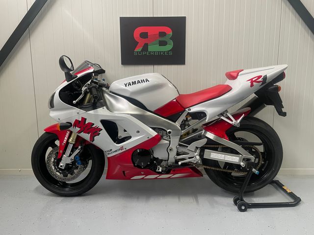 yamaha - yzf-r1
