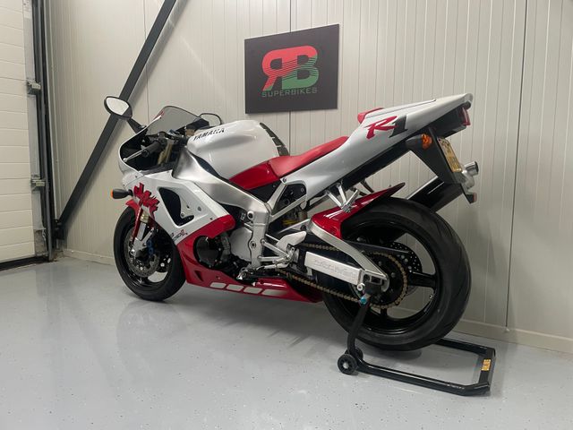 yamaha - yzf-r1