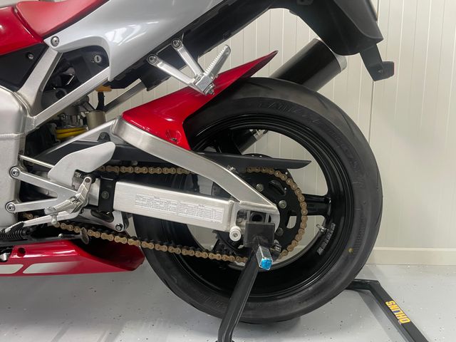 yamaha - yzf-r1