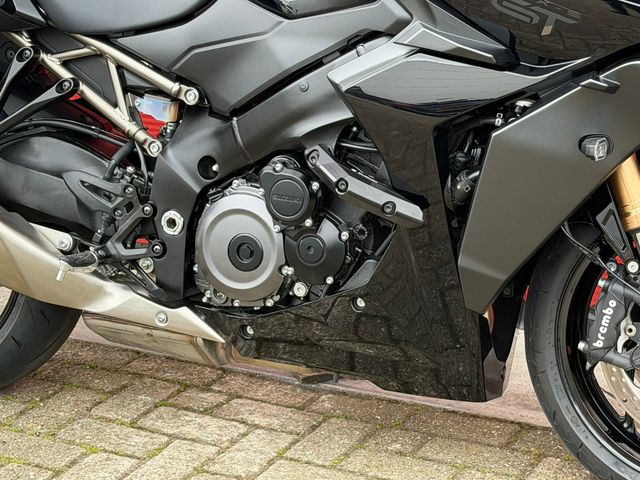 suzuki - gsx-s-1000-gt