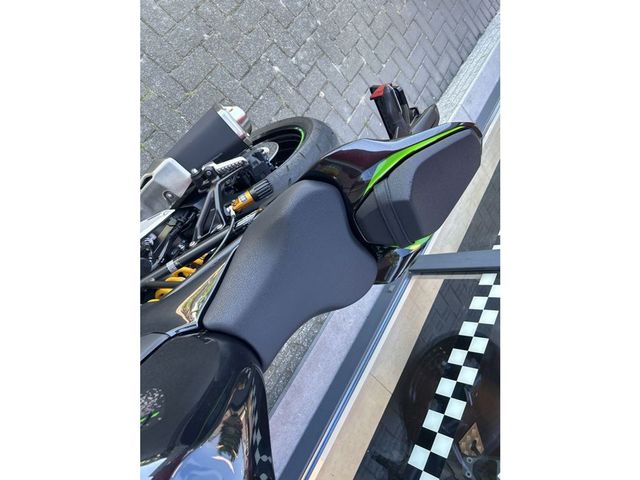 kawasaki - z900-se