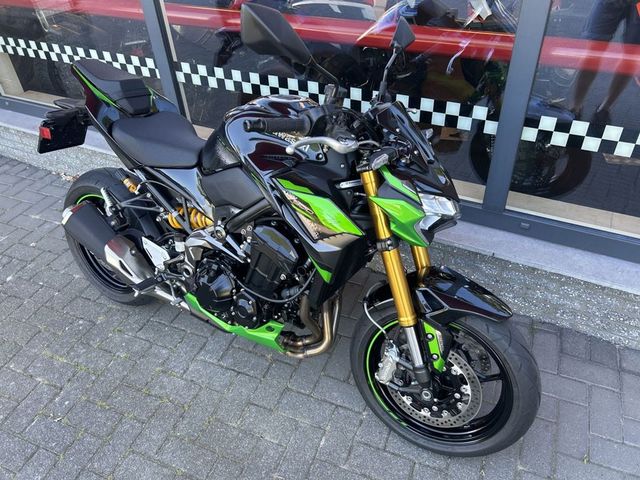 kawasaki - z900-se