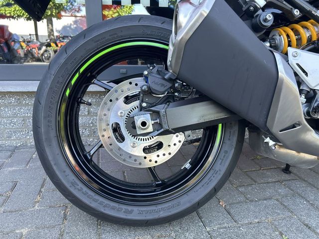 kawasaki - z900-se