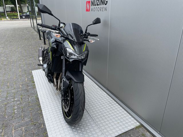 kawasaki - z900