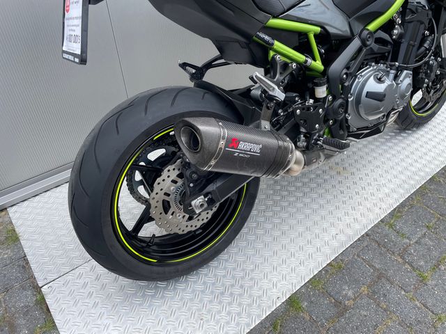 kawasaki - z900