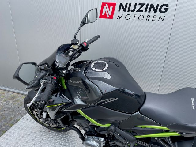 kawasaki - z900