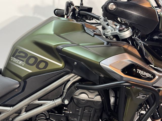 triumph - tiger-1200-xcx