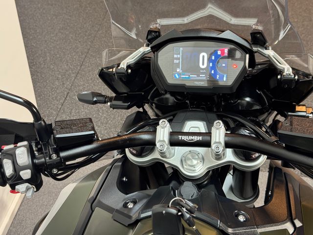 triumph - tiger-1200-xcx