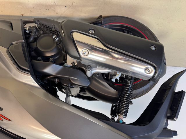 honda - sh-300i---abs