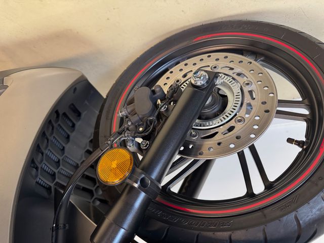 honda - sh-300i---abs