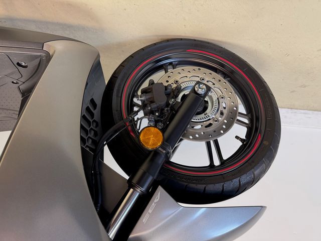 honda - sh-300i---abs