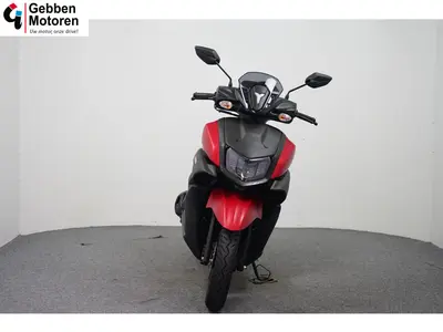 YAMAHA RAYZR – foto 3