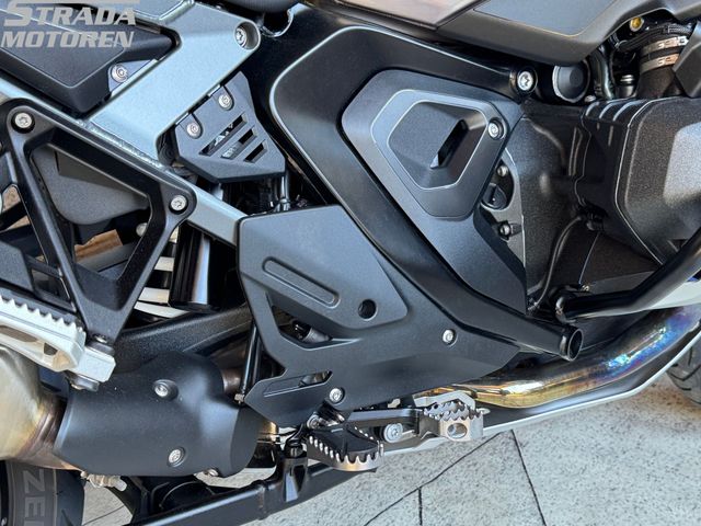 bmw - r-1300-gs-adventure-triple-black