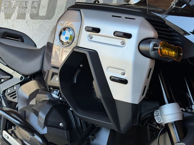 bmw - r-1300-gs-adventure-triple-black