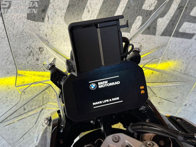 bmw - r-1300-gs-adventure-triple-black