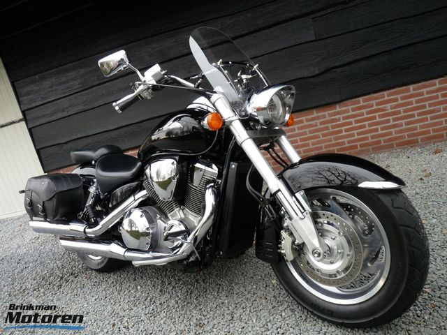 honda - vtx-1800