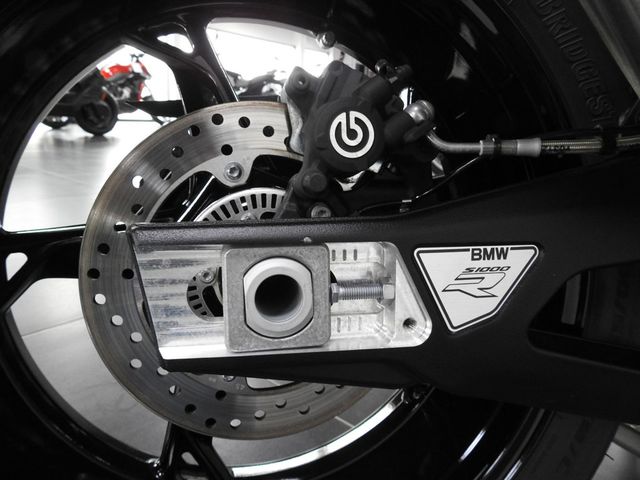 bmw - s-1000-r