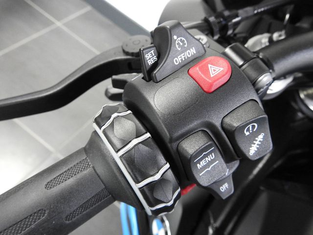 bmw - s-1000-r
